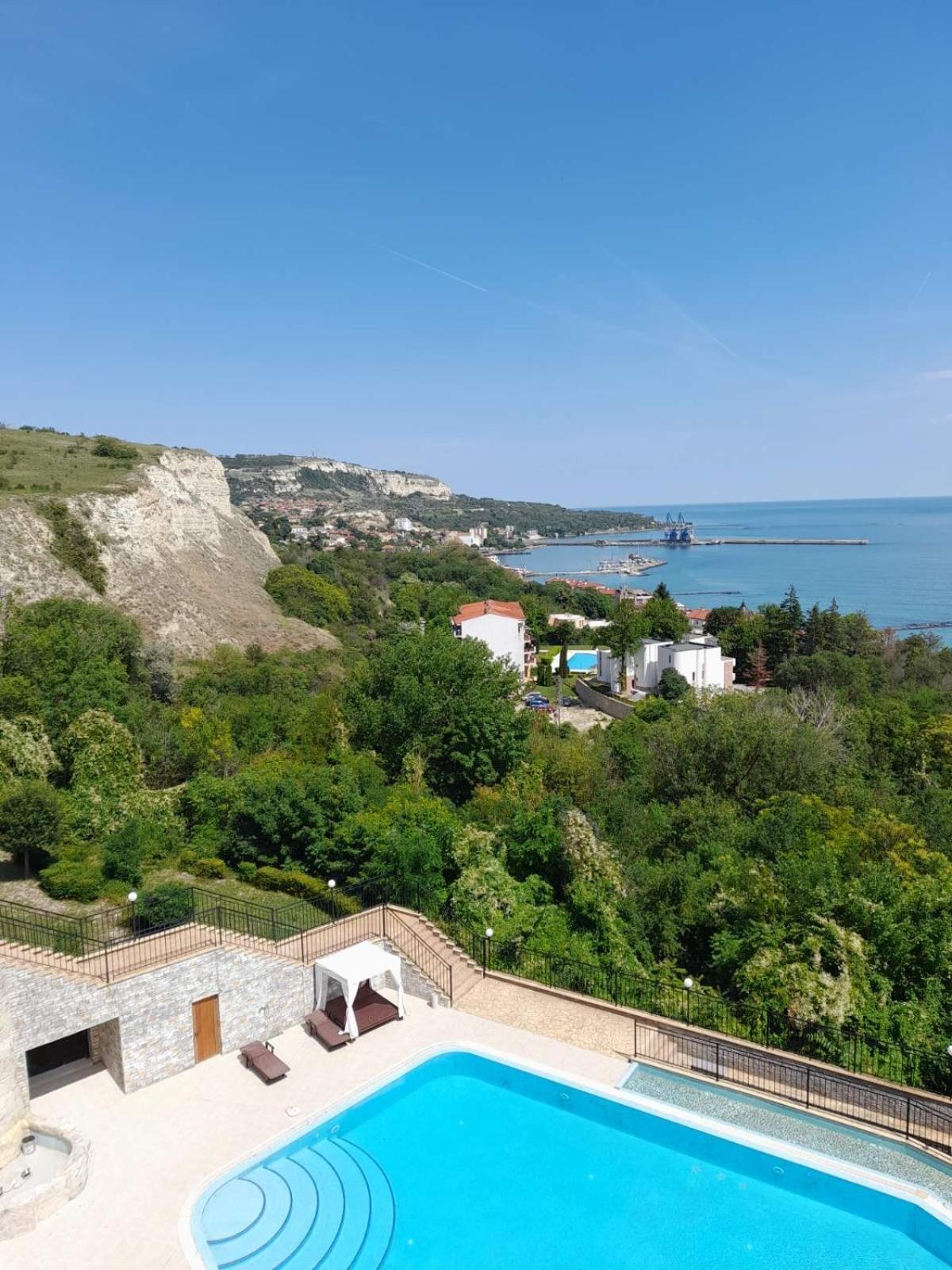 Queen'S Garden Balchik Apartment Exterior foto